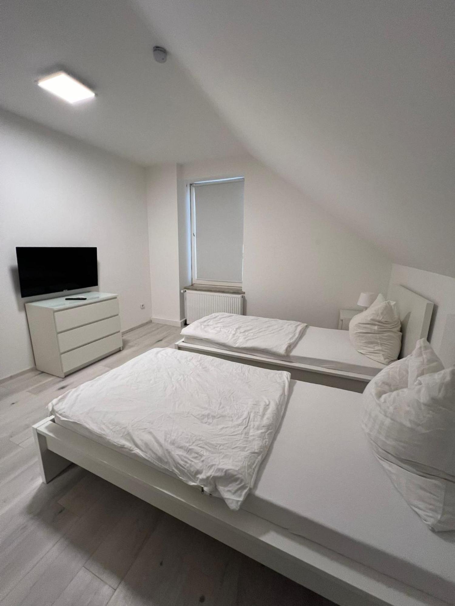 Premium Apartment Bochum Near Duesseldorf Airport Bagian luar foto