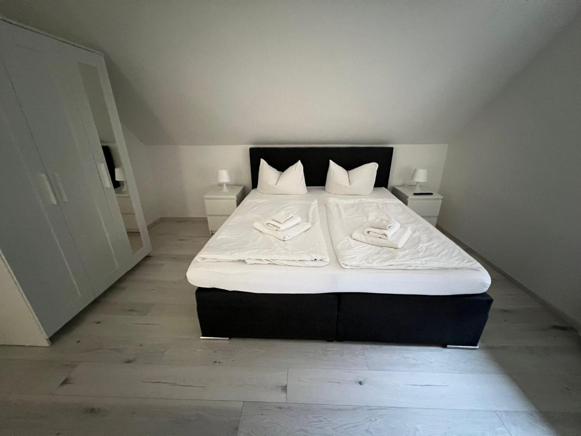 Premium Apartment Bochum Near Duesseldorf Airport Bagian luar foto